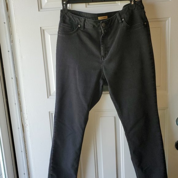 Women's Black Vintage Faded D. Jeans - Size 16 plus - Picture 2 of 11